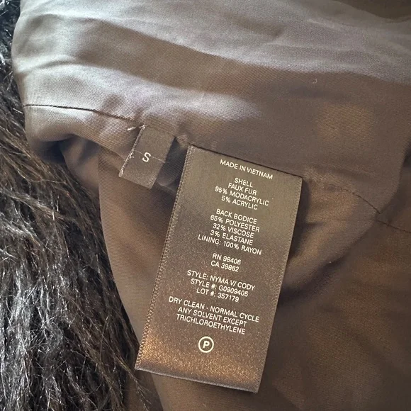 Theory Nyma Shaggy Long Vest in Black Faux Fur | Size Small - Picture 7 of 9